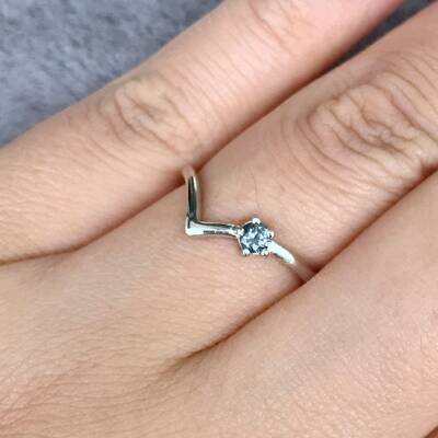 V-shape ring metallic gray spinel ring 925 sterling silver ring for cool girls or ladies us size 6.5 or 6 1/2