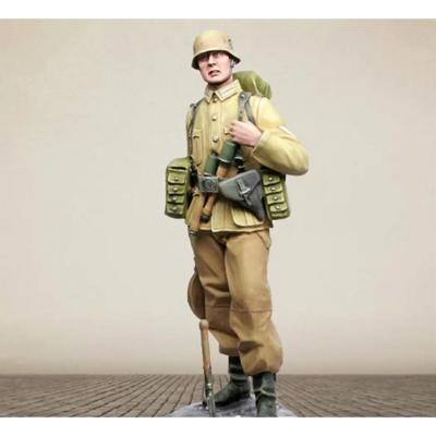 1/16 Resin Model Kit German Soldier Engineer WW2 Unpainted