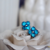 Blue Lucky Clover Neon Blue Color Natural Apatite Earstuds 925 Sterling Silver Stud Earrings for Girls Gift for Lady - Thumbnail 4