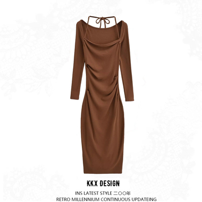 Halter neck fitted long sleeve dress - Thumbnail 5