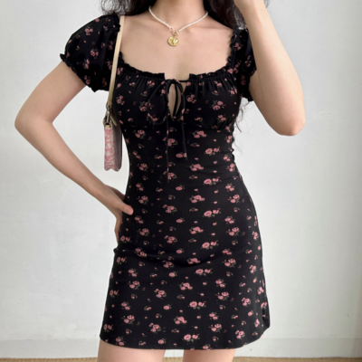 Retro hollow tie square neck floral dress