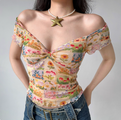 Oil painting floral print V-neck T-shirt