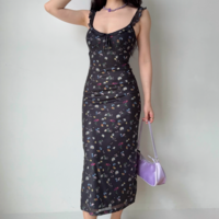 Retro sexy low-cut floral black dress - Thumbnail 3