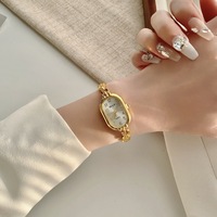 Luxurious Zircon Retro Style Golden Digital Dial Fashion Watch - Thumbnail 5