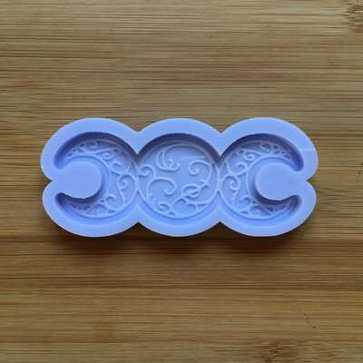 Triple moon silicone mold