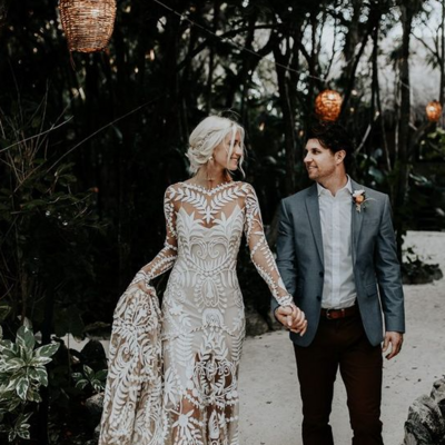 Chic bohemian v back lace wedding dresses bridal gowns