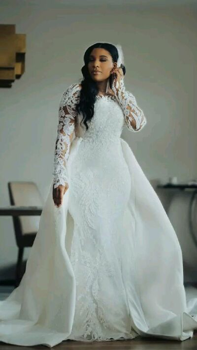 Luxury Wedding Dress, Plus Size Lace Appliques African Girls Bridal Dress Bridal Gown