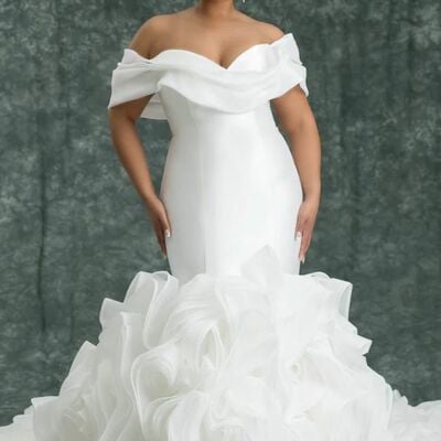 Elegant wedding dress, mermaid off the shoulder tiered african girls bridal dress bridal gown - Thumbnail 1