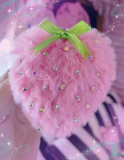 Strawbaby Clip & Pin