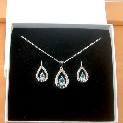 Boxed gift box/sterling silver blue topaz teardrop pendant & chain/blue topaz necklace/topaz jewellery/topaz jewelrytopaz earrings/uk