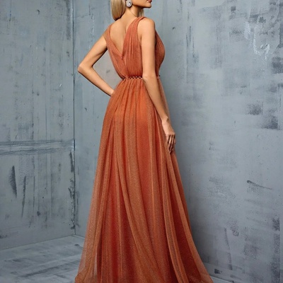 V-neck vest metal mesh retraction splice sequin webbing long skirt evening gown