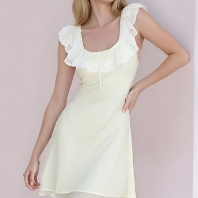 Square neck collarbone exposed ruffled lace patchwork waist dress