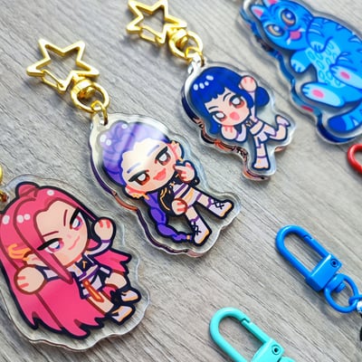Huntrix rumi mira zoey kpop demon hunters keychain
