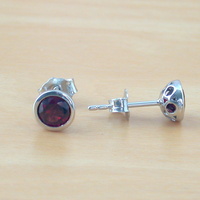 BOXED GIFT/Sterling Silver Garnet Gemstone Stud Earrings/Garnet Earrings/Garnet Round Earrings/Circle Stud Earrings/Garnet Jewellery/UK - Thumbnail 2