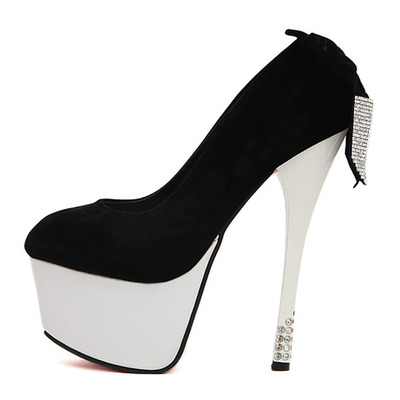 Ladies bow and rhinestone accent pumps