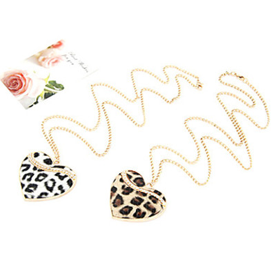White leopard heart chain necklace