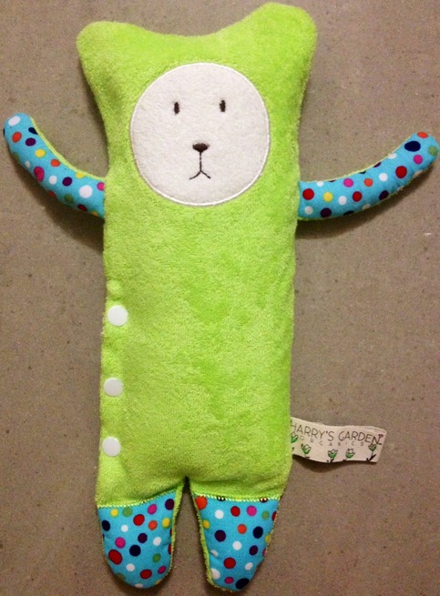 Heatie - Lime green *blue spots